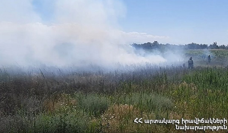 Հրշեջ-փրկարարները մարել են ընդհանուր 2.15 հա տարածքում բռնկված հրդեհները
