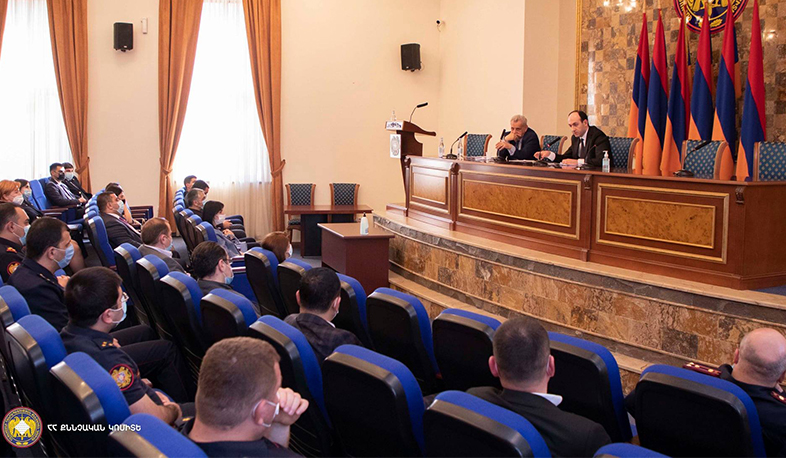 Սեմինար-քննարկում՝ Քննչական կոմիտեի մարմինների և ստորաբաժանումների ծառայողների, տնտեսագետների մասնակցությամբ