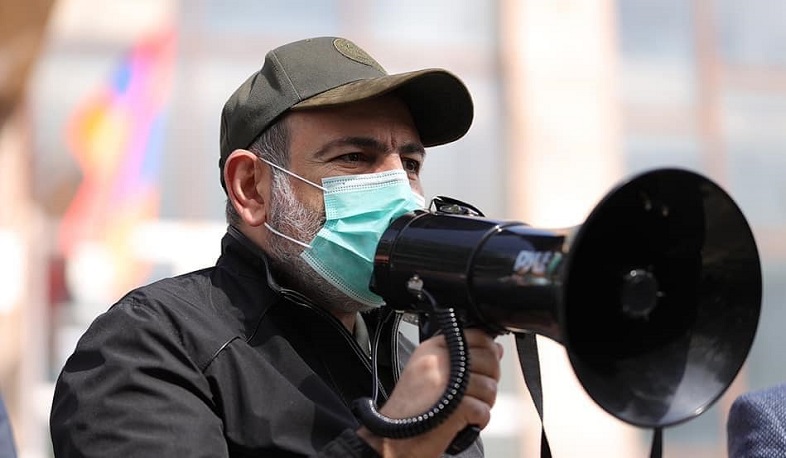 2010-ին ընդունված «Վարչատարածքային բաժանման մասին» օրենքում գրված է՝ Շուռնուխից արևելք Ադրբեջանն է. Փաշինյան