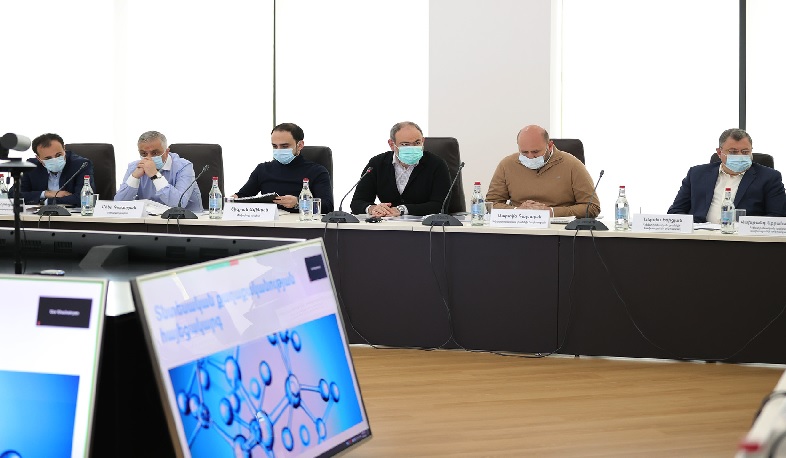 Armenia's Nikol Pashinyan  holds consultation on current economic situation and future plans