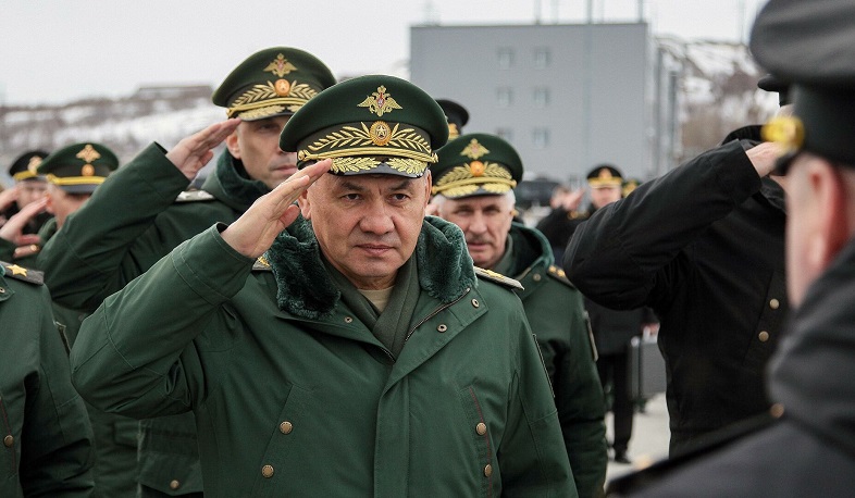 Шойгу объявил о возвращении войск с учений на юге и западе России