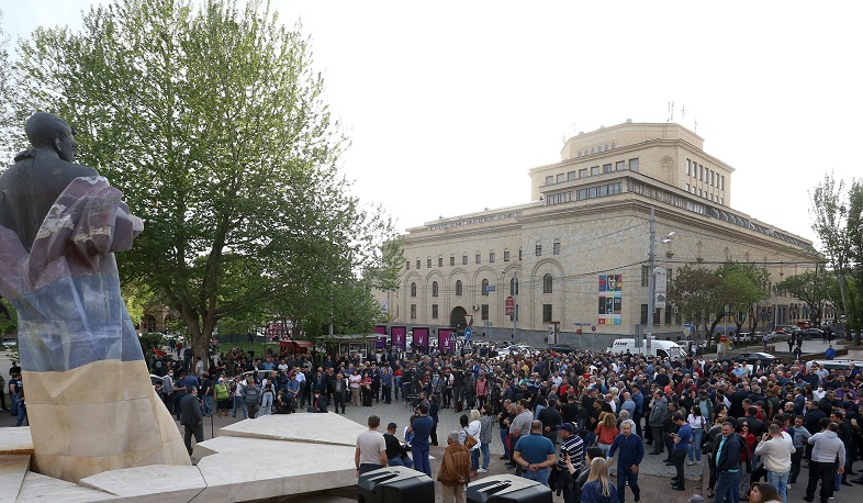 Ընդդիմությունը հավաք է անցկացրել՝ հաջակցություն Սյունիքի միջադեպի գործով բերման ենթարկվածների