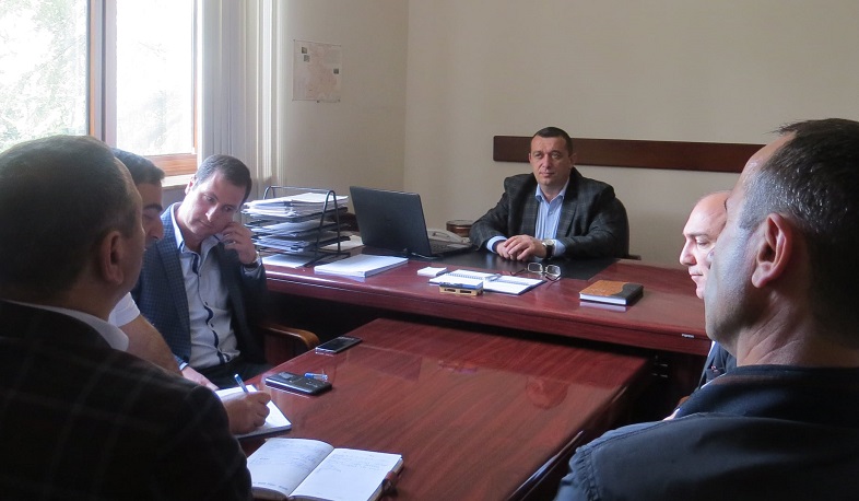 Տավուշի մարզպետարանում քննարկվել են ոռոգման համակարգերի բարելավմանը վերաբերող հարցեր