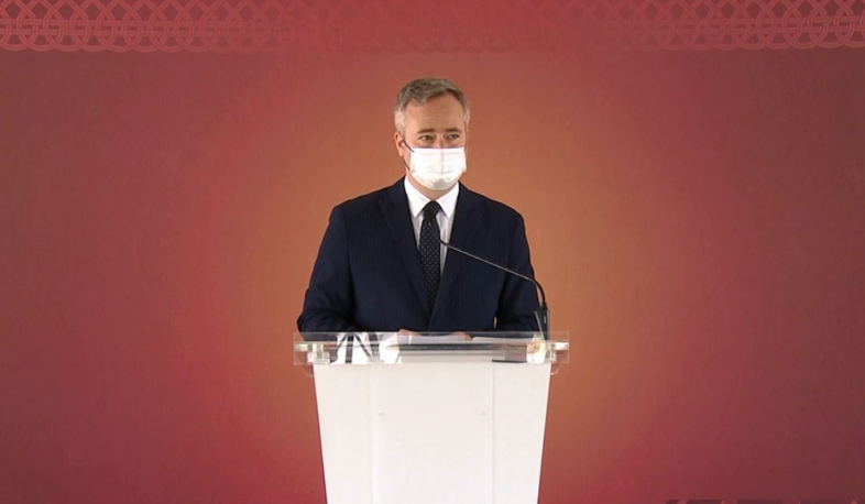 Во Франции все отдают дань уважения жертвам Геноцида армян: Лемуан