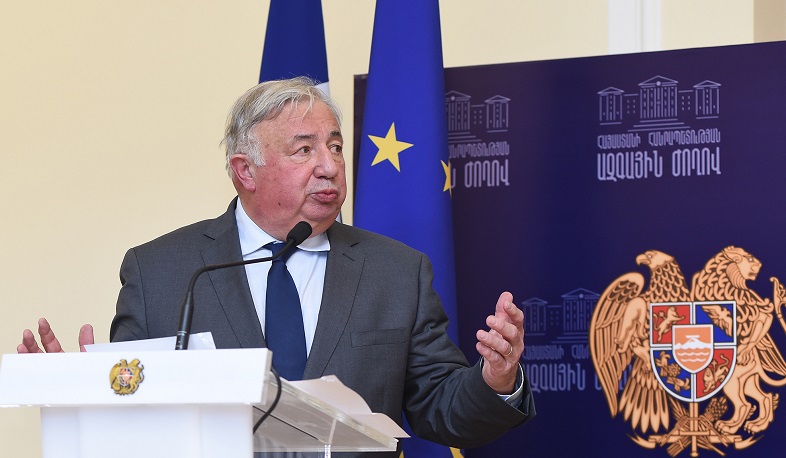 Azerbaijan must immediately release Armenian POWs: French Senate president