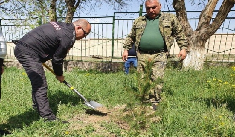 Համապետական ծառատունկ՝ «Խոսրովի անտառ» պետական արգելոց» ՊՈԱԿ-ի վարչական շենքի տարածքում