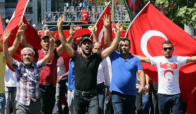 Թուրքական ջղաձգումները Բայդենի ուղերձից հետո շարունակվում են