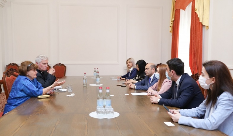 Խորհրդարանականները հյուրընկալել են բարոնուհի Քերոլայն Քոքսի գլխավորած պատվիրակությանը