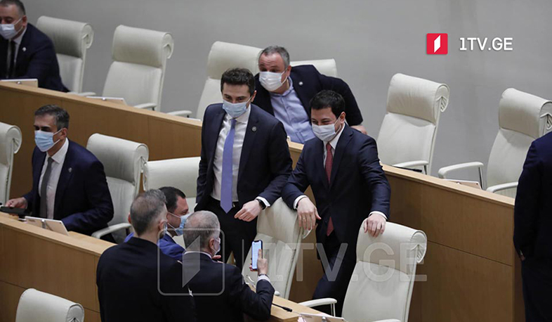 Председателем парламента Грузии избрали действующего вице-спикера Кахабера Кучаву