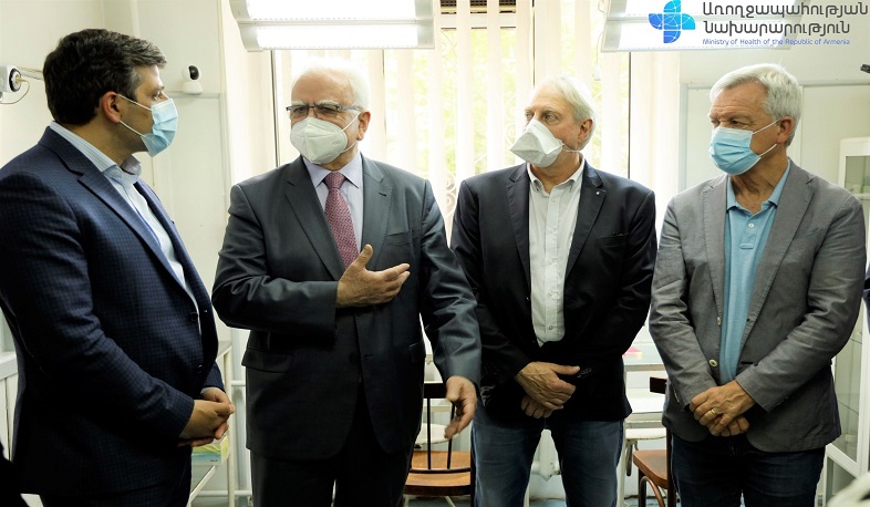 Ակնաբուժական կենտրոնին տրվել է պատերազմում վիրավորած զինվորների աչքերի պրոթեզավորման համար անհրաժեշտ նյութեր