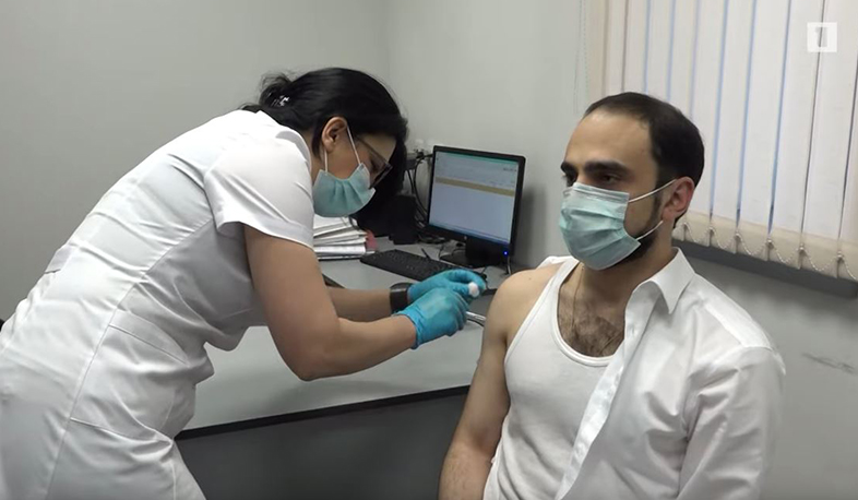 ՀՀ փոխվարչապետի և առողջապահության նախարարի պաշտոնակատարները պատվաստվել են «Աստրազենեկայով»