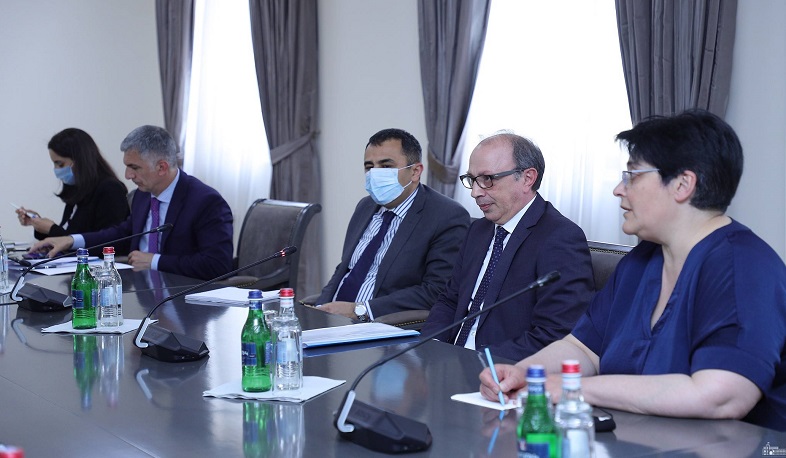 Ara Aivazian drew attention of French parliamentarians to the humanitarian situation in Artsakh