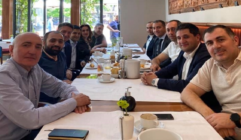 Վահան Քերոբյանը ԱՏՁՄ անդամների հետ քննարկել է ոլորտի զարգացմանն առնչվող հարցեր