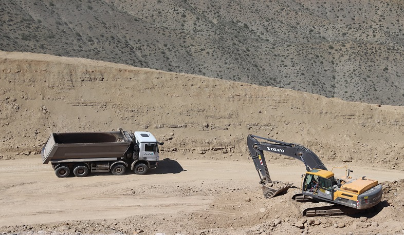 Շարունակվում են Գառնի-Լանջազատ ճանապարհահատվածի հիմնանորոգման աշխատանքները