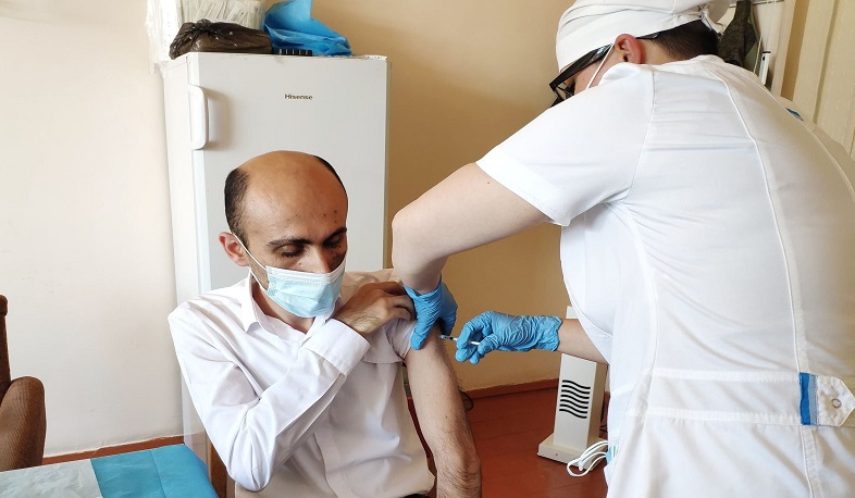 Արտակ Բեգլարյանը պատվաստվել է «Սպուտնիկ V»-ով