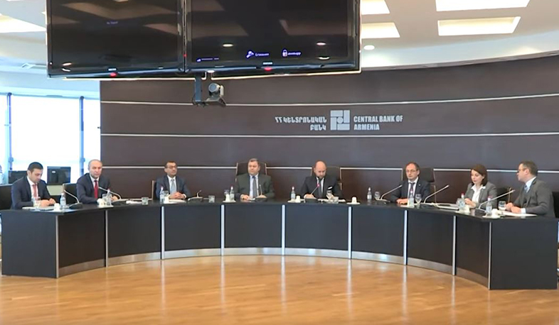 Թանկացումները զսպելու նպատակով ԿԲ-ն կես տոկոսով ավելացրել է վերաֆինանսավորումը