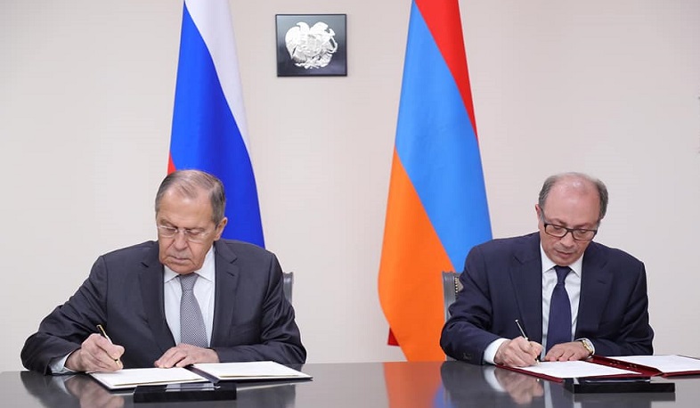 Ara Aivazian and Sergey Lavrov signed biosecurity memorandum between Armenia and Russia