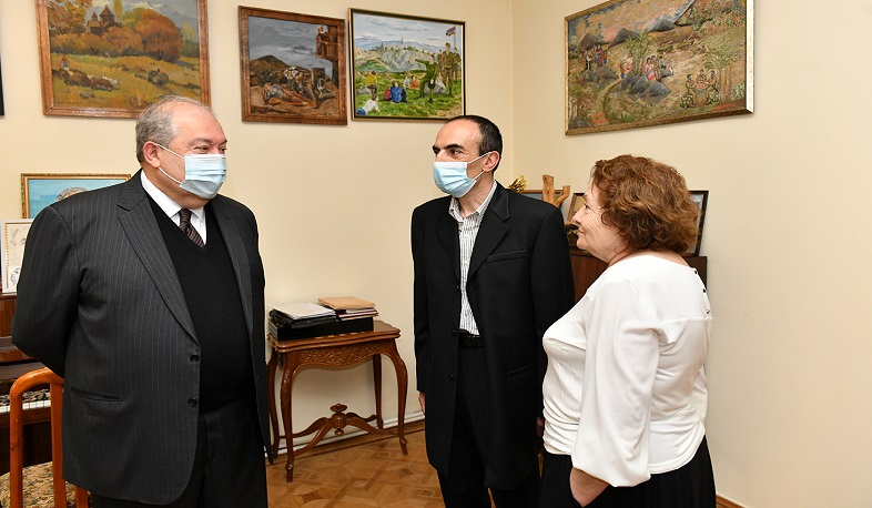 Արմեն Սարգսյանն այցելել է Արցախի հերոս Արկադի Տեր-Թադևոսյանի ընտանիքին