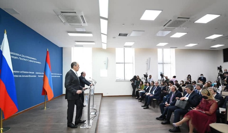Sergey Lavrov stated that peaceful settlement of Nagorno-Karabakh conflict should not be politicized