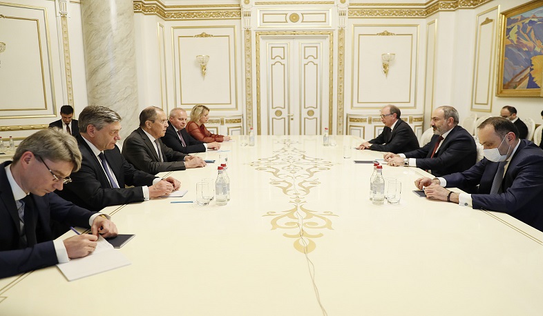 It is necessary to restore the peace process in order to reach final settlement of the Nagorno-Karabakh conflict: Nikol Pashinyan to Sergey Lavrov