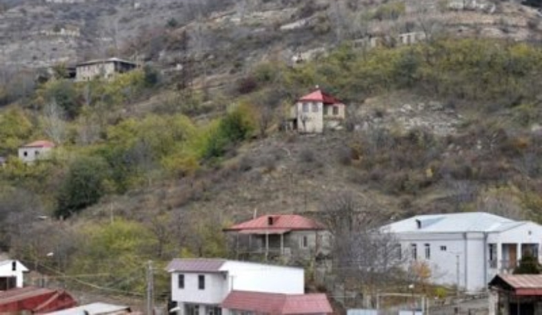 Сообщения о разрушении кладбищ в селах Мец Тагер и Тагавард направлены в полицию Арцаха