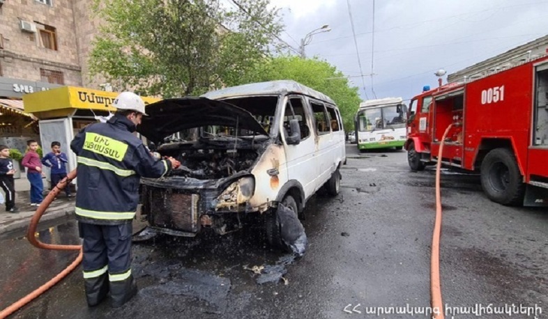 Երևանում  այրվել է «Գազել» միկրոավտոբուս