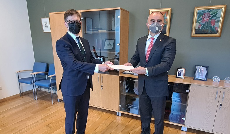 Լիտվան շահագրգռված է Հայաստանի հետ հարաբերությունների խորացմամբ. ՀՀ նորանշանակ դեսպանը Լիտվայում է