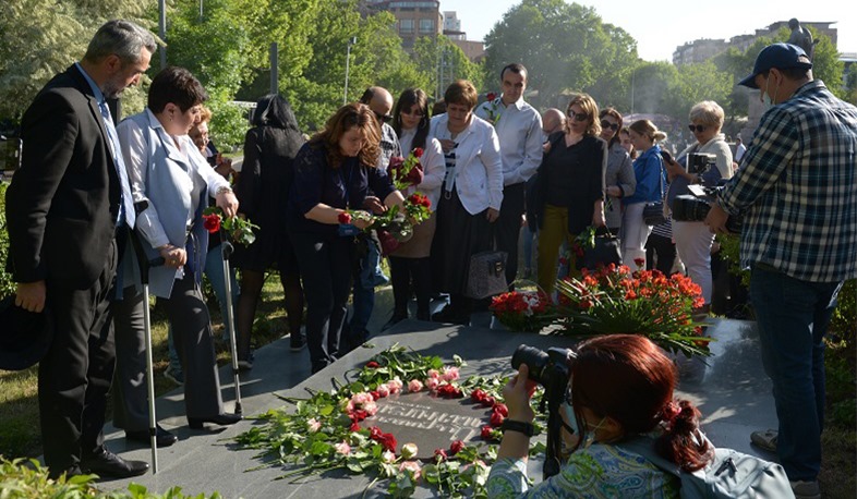 Ալեքսանդր Սպենդիարյանի հիշատակի օրը՝ վարդատունկով