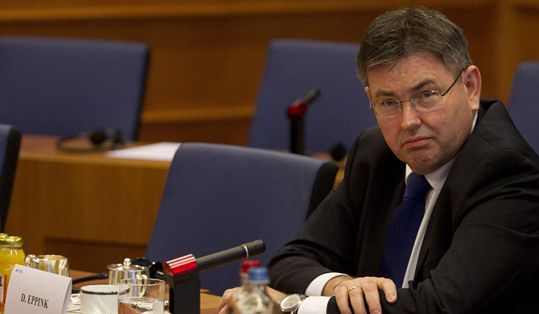 Ermənistana hücum edən Azərbaycana qarşı daha qətiyyətli davranmalıyıq: Derk Jan Eppink