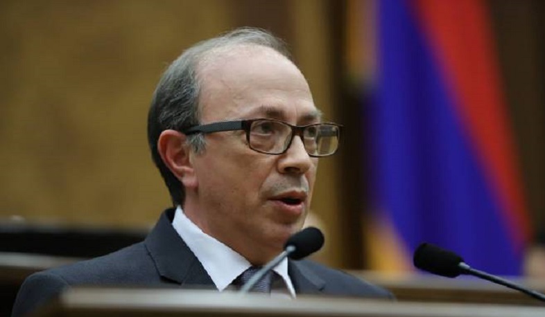 Արա Այվազյանը հեռախոսազրույցներ է ունեցել ՀԱՊԿ ԱԳ նախարարների խորհրդի նախագահի և ՀԱՊԿ գլխավոր քարտուղարի հետ