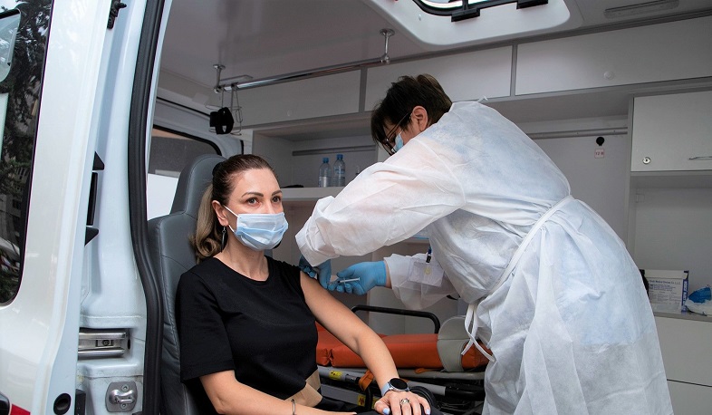 ԱՆ աշխատակիցների ևս մի խումբ պատվաստվել է մայրաքաղաքի շարժական պատվաստումային կետում