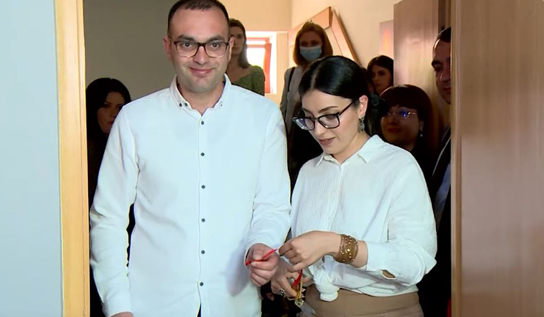 Գյումրիում պաշտոնապես բացվել է «Ընտանիքի անկյուն» կոչվող ռեսուրսային կենտրոնը