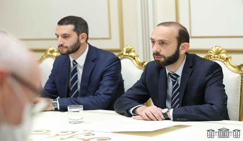 Арарат Мирзоян представил Полу Гавану сведения о невыполнении Азербайджаном своих обязательств