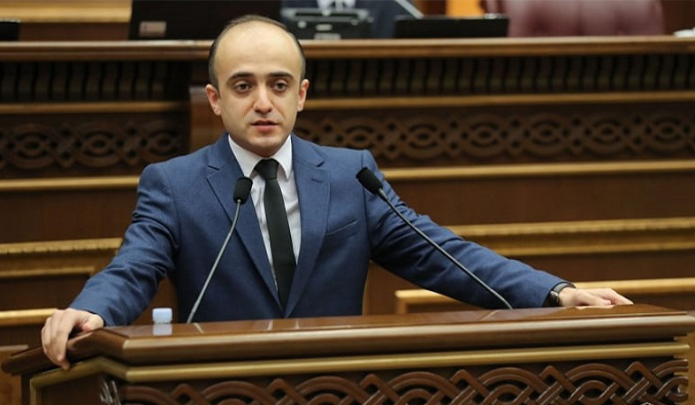 «Լուսավոր Հայաստան» կուսակցության նախընտրական շտաբը կղեկավարի Տարոն Սիմոնյանը