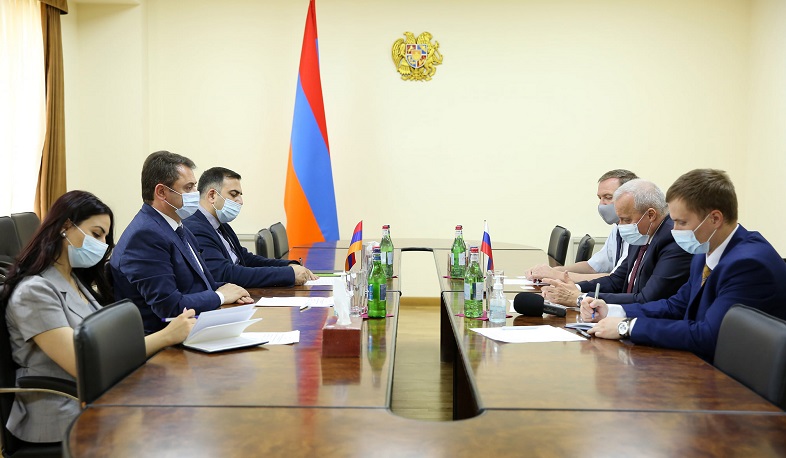 Айк Чобанян высоко оценил возможности армяно-российского сотрудничества в технологической сфере: и. о. министра высокотехнологической промышленности принял посла РФ