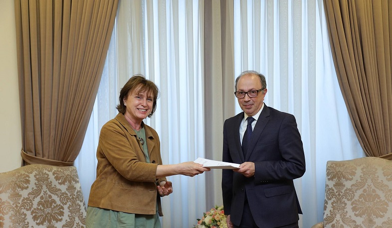 Ара Айвазян представил новоназначенному руководителю офиса СЕ в Армении ситуацию, сложившуюся в результате войны в Арцахе