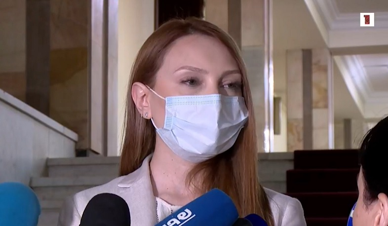 Ռազմական դրություն հայտարարելու և ընտրությունները չեղարկելու քննարկում չկա. Մակունց