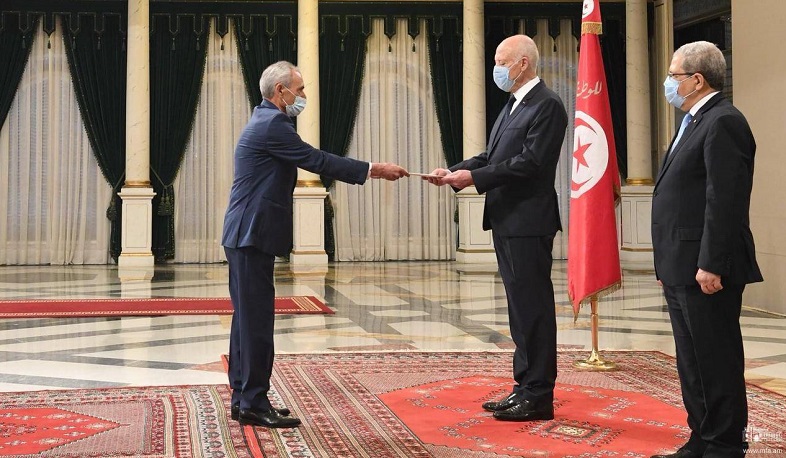 Դեսպան Արշակ Փոլադյանն իր հավատարմագրերն է հանձնել Թունիսի նախագահին