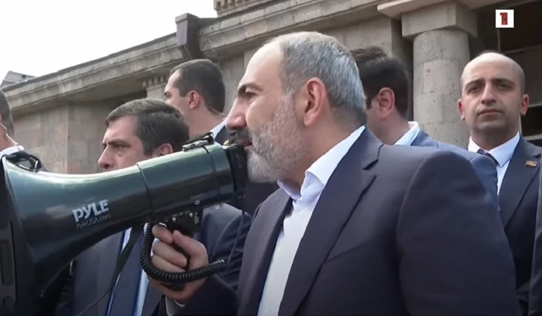 Փոխանակ 30 տարի բանակը բանակ դարձնեին, այն օգտագործում էին որպես քաղաքական գործիք՝ ջարդելով բանակի ողնաշարը. Փաշինյան