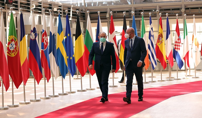 Paşinyan beynəlxalq ictimaiyyətin Azərbaycanın təxribat xarakterli addımlarına adekvat cavab verməsinin vacibliyini vurğulayıb