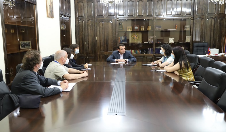 Շիրակի մարզպետն ընդունել է ԵԱՀԿ/ԺՀՄԻԳ-ի դիտորդական առաքելության ներկայացուցիչներին