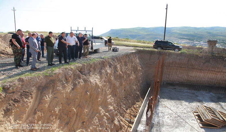 Կարկառ գետի գլխավոր հանգույցի շահագործման արդյունքում մինչև տարեվերջ 2000 հա հողատարածք ոռոգովի կդառնա