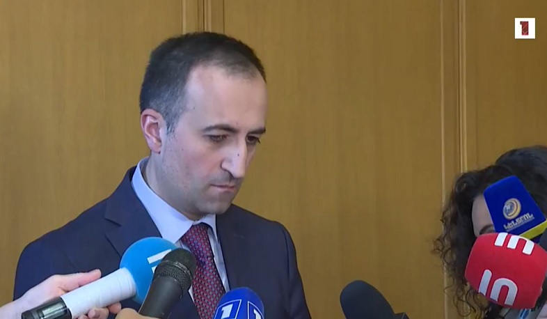 ԱԳՆ-ում կա պաշտոնակատար, և նա կատարում է իր պարտականությունները. Արսեն Թորոսյան