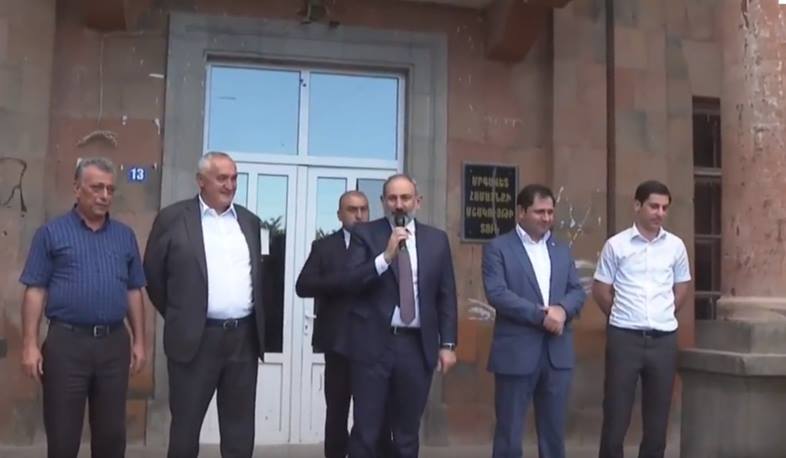 Նիկոլ Փաշինյանը Արարատի մարզի Մրգավետ համայնքում է | ՈՒՂԻՂ