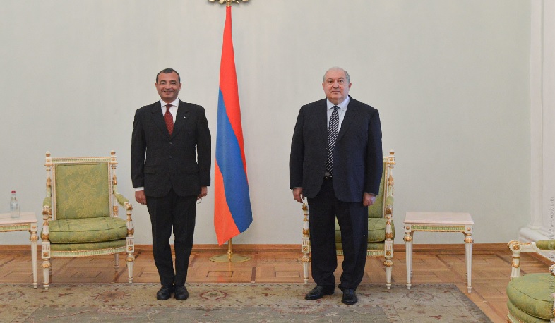 Արմեն Սարգսյանին հավատարմագրերն է հանձնել Հայաստանում Իտալիայի դեսպանը