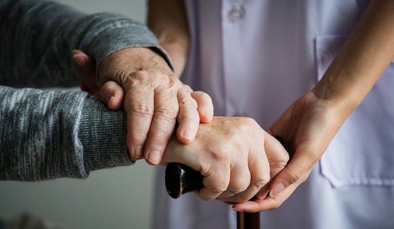 Արմավիրում տնային խնամք՝ միայնակ տարեցներին և հաշմանդամություն ունեցող անձանց