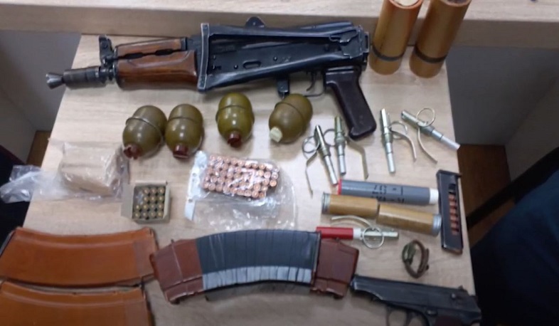 Արտադրամասում ոստիկանները հայտնաբերել են Արցախից բերված զենք-զինամթերք