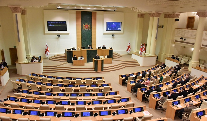 Парламент Грузии принял резонансный законопроект об амнистии