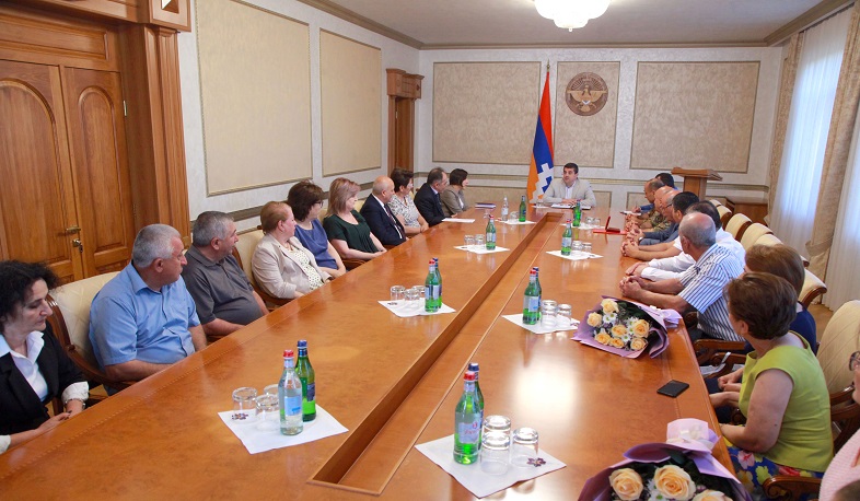 President of the Republic of Artsakh awarded first-class diploma-winning students of Artsakh in the final round of subject Olympiads