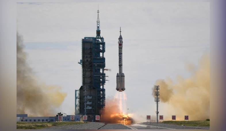 Shenzhou-12: China launches first astronauts to new space station